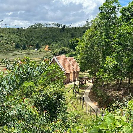 Konke Ruong Farmstay Kon Von Kla Eksteriør billede